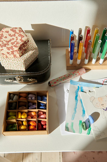 Cardboard Suitcase Black